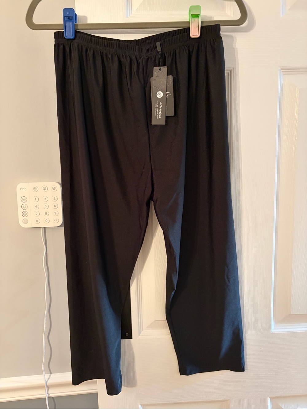 Women's Black Elastic-Waist Swim Joggers - Picture 4 of 5
